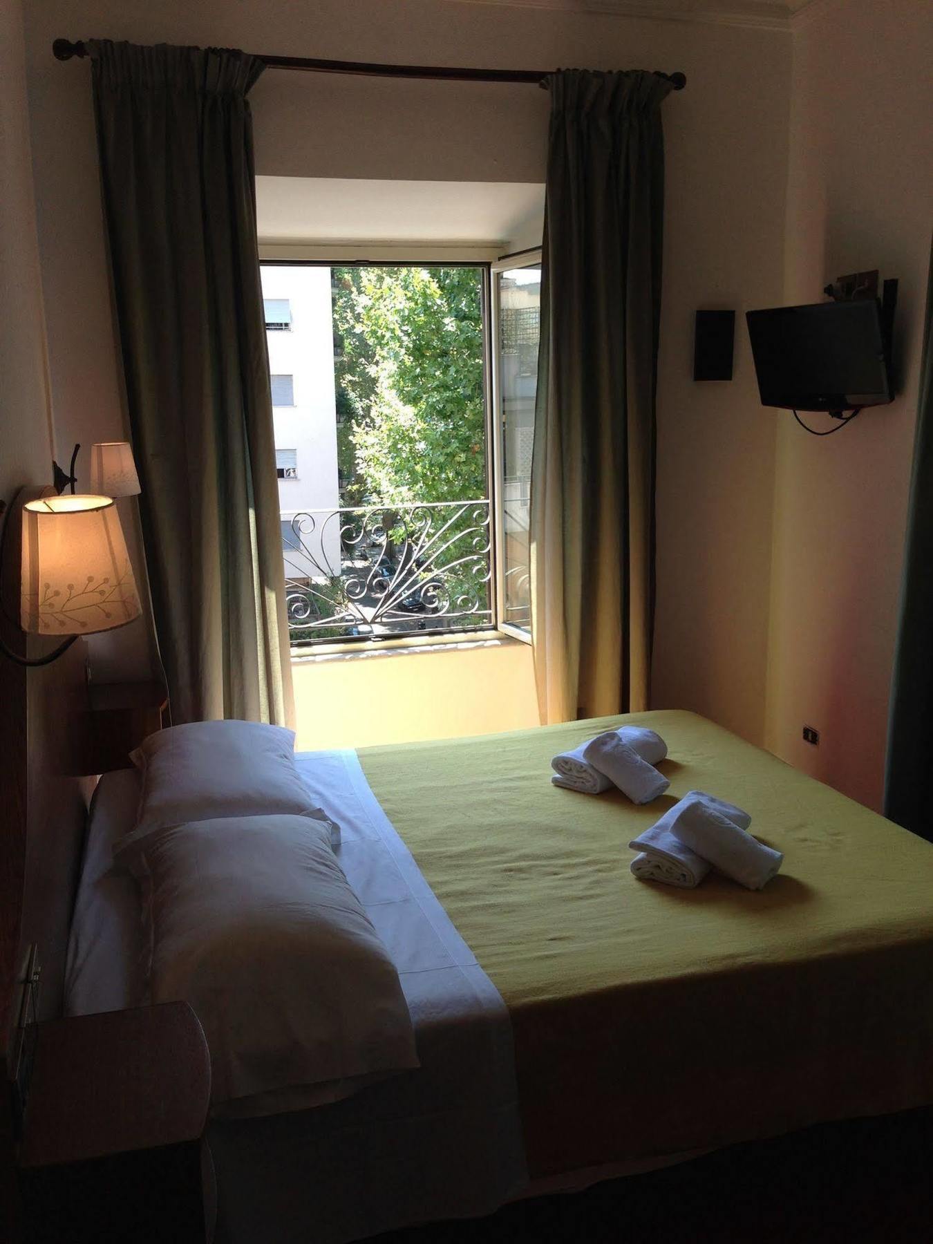 Pensione Paradise Roma Exterior foto